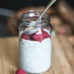 Chiapudding mit Beeren