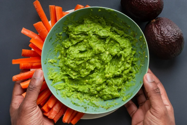 Rezept für Avocado-Dip Pommes
